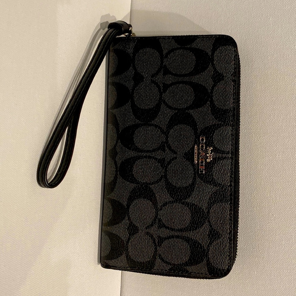 COPY - Coach large zip around wallet in signature canvas black in silver/graphi…